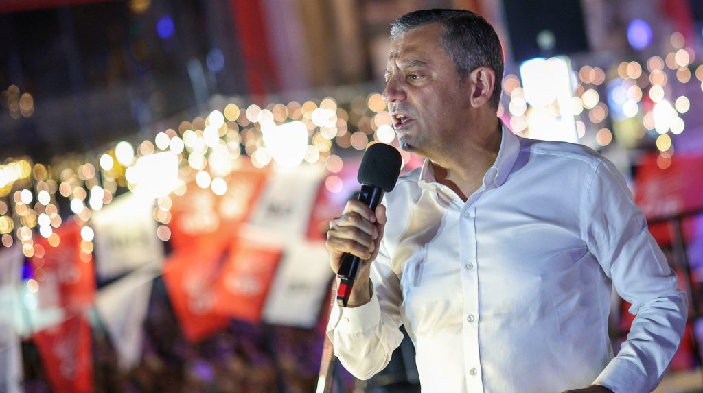 Özel'den Erdoğan'a Çağrı: Cesaretin Varsa Sandığı Getir!